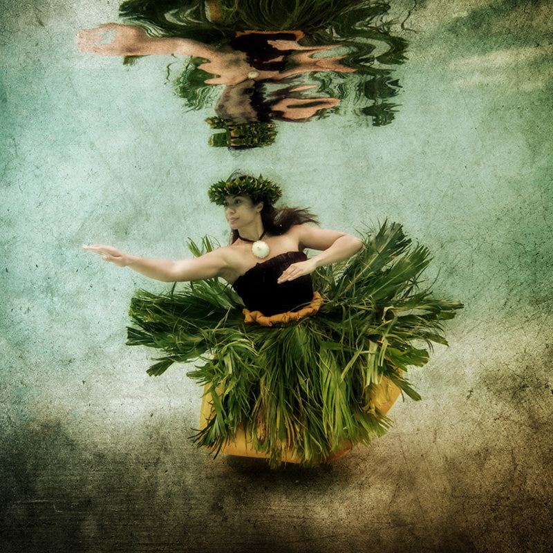 Hawaiian Hula Wahine 005